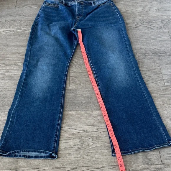 🌼LEVI’S🌼 512 Perfectly Slimming Bootcut Jeans, Size 14 - Picture 4 of 9